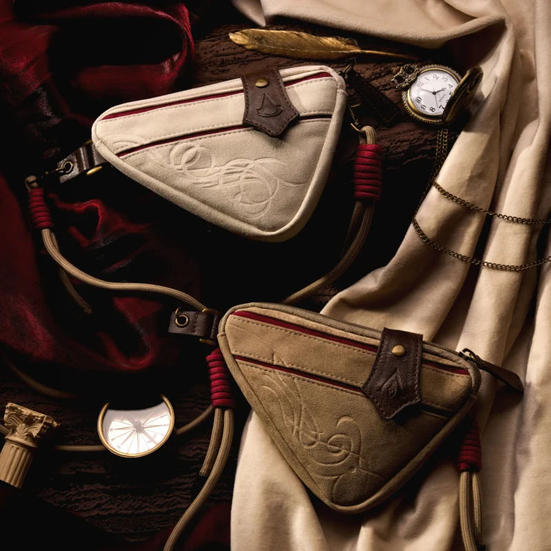 Reverse 1999 Merch assassin s satchel o reverse 1999 belt bag 1