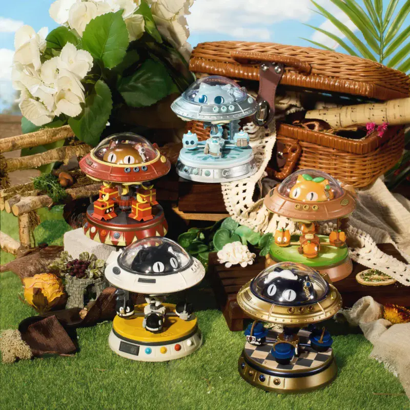 carburro-critter-spinning-ornament-o-reverse-1999-figure-1 Reverse 1999 Merch carburro critter spinning ornament o reverse 1999 figure 1