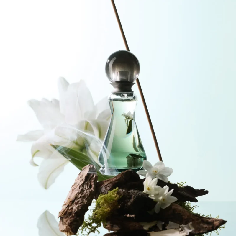 Reverse 1999 Character Perfume - Image 7