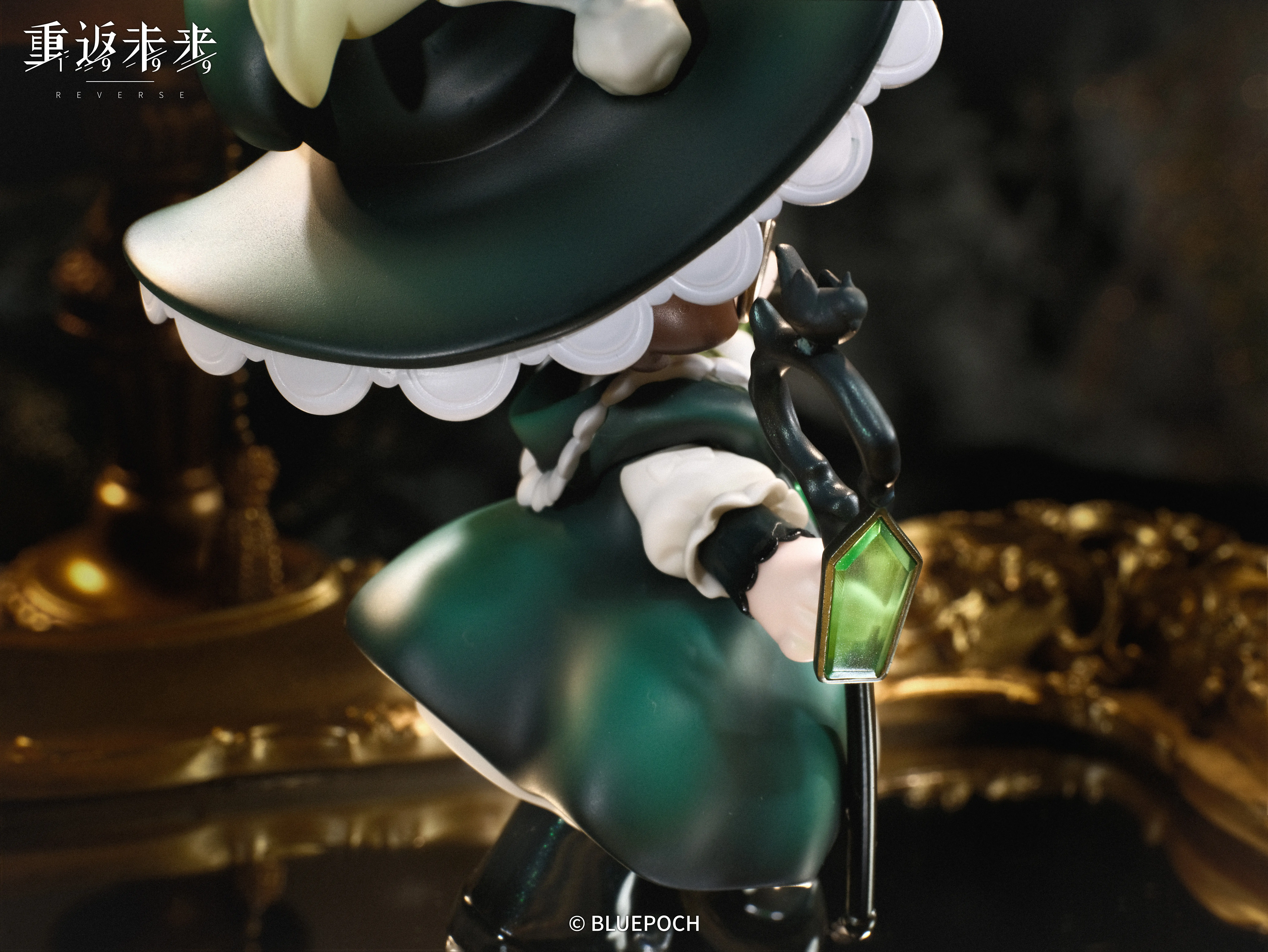 Kakaniya Figure - Suitcase Masquerade Suitcase Masquerade O Reverse 1999 Kakaniya Figure Content 3
