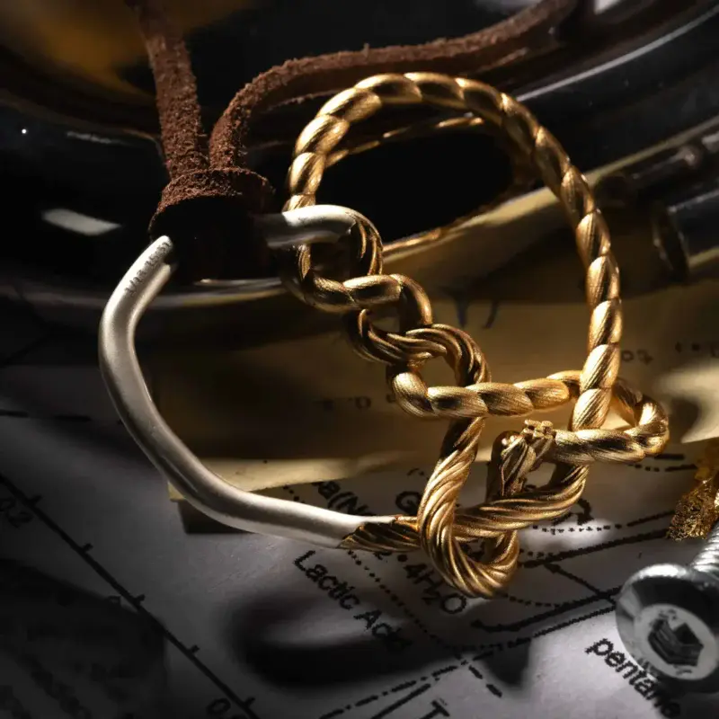 Hofmann Knot Charm - The Memorial - Image 2