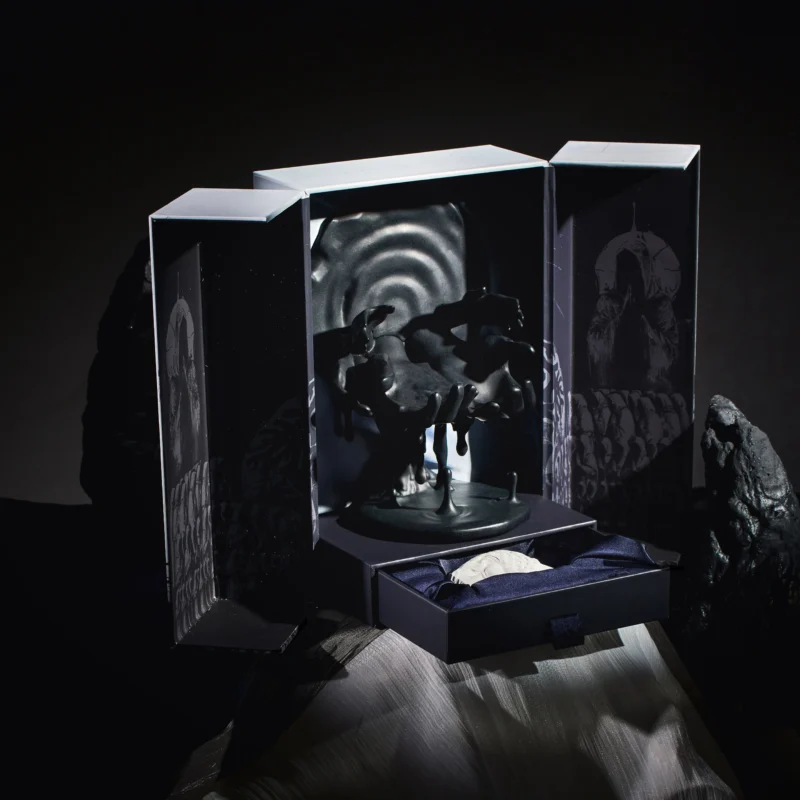 Nautika Figure - The Promised Gate - Image 2